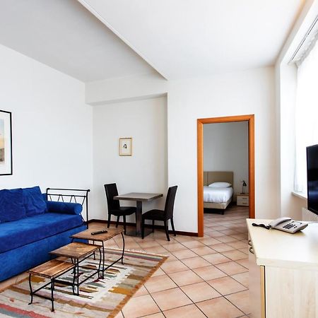 Aparthotel Residenza Cavour Parma Zewnętrze zdjęcie